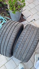 Pneumatici  255/35 19