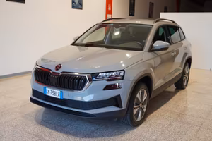 SKODA KAROQ 2.0 TDI 115CV DSG EVO SCR EXECUTIVE ( 