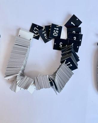 Tripla numerazione porte e portachiavi da 1-150 + 