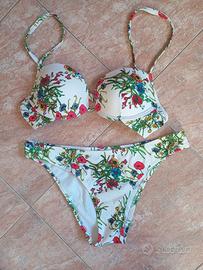 Costumi da bagno due pezzi