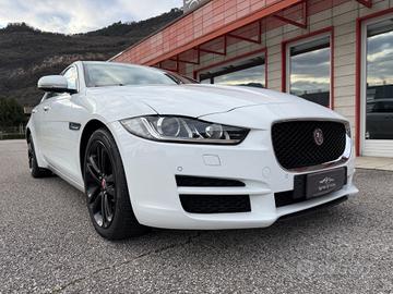 Jaguar XE - Prestige - FULL OPTIONAL