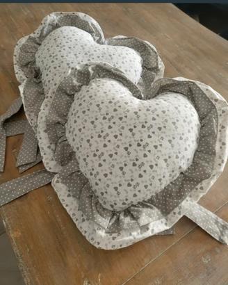 coppia cuscini a cuore 