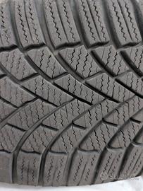 Pneumatico invernale Bridgestone 205 55 R16+cerchi