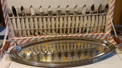 Servizio posate da pesce