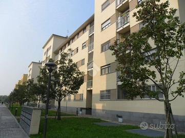 2 LOCALI A MILANO
