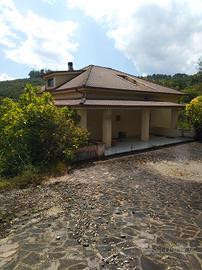 Villa di pregio nel parco del Cilento