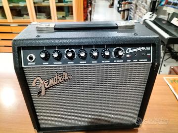 Amplificatore fender champion 20