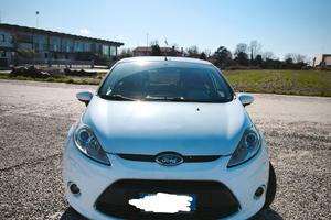 Ford Fiesta benzina GPL 