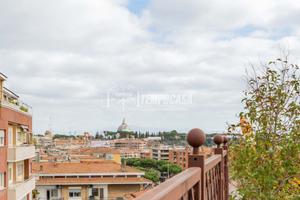 Attico Bilocale con Terrazzo di 80mq