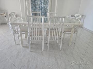 Sala da pranzo completa in condizioni ottime