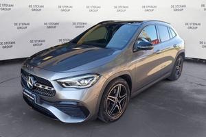 Mercedes-Benz GLA 200 d Automatic Premium NIG...
