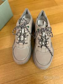 Sneakers uomo  n 43 NUOVA