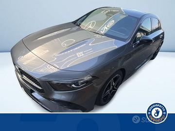 Mercedes-Benz Classe A 180d Automatic AMG Lin...