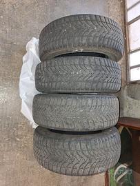 Gomme invernali 215/60 R16