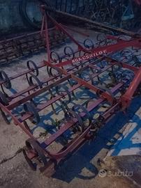 Vibrocoltivatore con livella