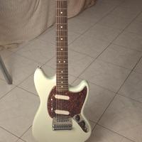 squier fender mustang 