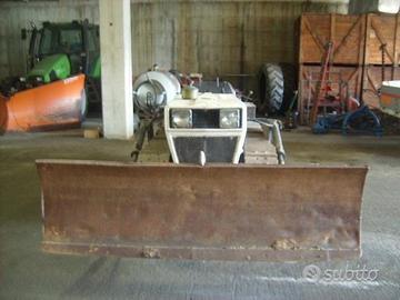 Trattore cingolato - Lamborghini 503 con apripista