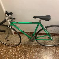 bici da corsa telaio piccolo