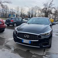 infiniti q30
