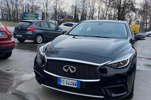 infiniti q30