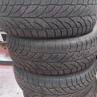 4 Gomme 195/65 R 15 91 T Invernali