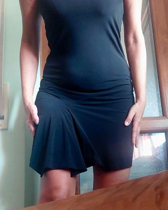 Vestito nero senza spalline