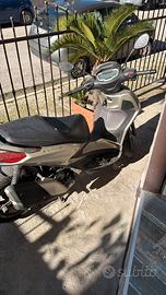 Piaggio Beverly 400 - 2022