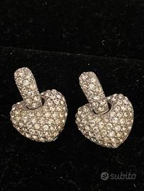 Orecchini a cuore con cristalli