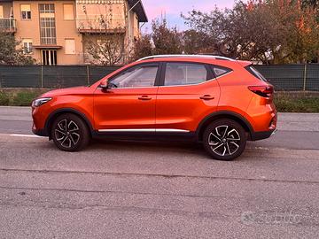 Mg ZS 1.5 luxury 2023