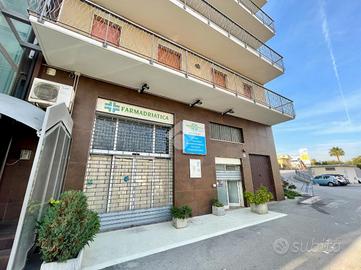 NEGOZIO A FRANCAVILLA AL MARE