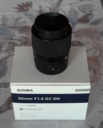 Sigma 30mm f/1.4