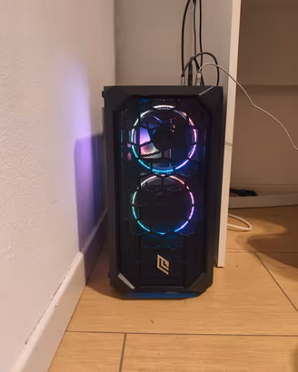 PC gaming RGB con vetro temperato 