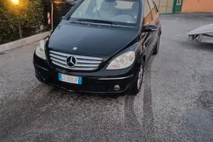 Mercedes  classe b
