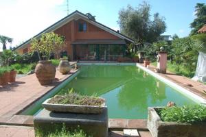 Villa di 464 m² con 5 locali e box auto doppio a P
