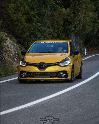 clio rs trophy