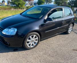 VOLKSWAGEN GOLF 1.6 BENZINA SOLO EPORTAZIONE
