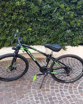 Bicicletta Mtb vicini 27.5