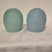 2 paralumi in vetro opalino satinato 