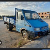 Ritiro Iveco Daily cassonato a poco prezzo