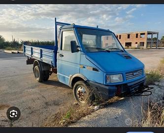 Ritiro Iveco Daily cassonato a poco prezzo