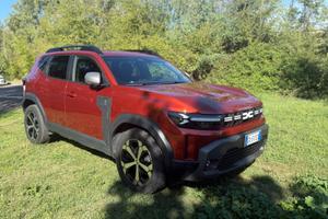 Dacia Duster Full Hybrid 140 CV modello Journey