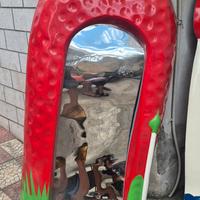 Specchi da parete a forma di fragola e fungo - Ori