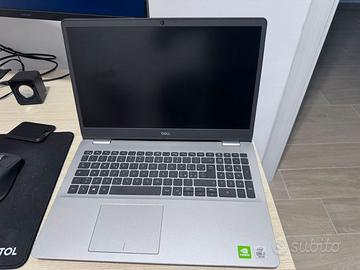 Dell Inspiron 15' (5593)