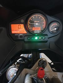 moto Yamaha tdm9 900