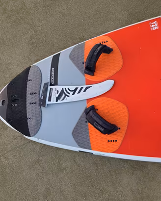 Tavola da windsurf RRD da 120 Litri