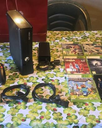 Xbox 360 da 240 GB