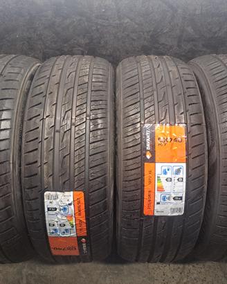 gomme 235/60/18 davanti nuove