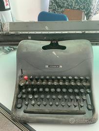 Macchina da scrivere olivetti Lexicon 80