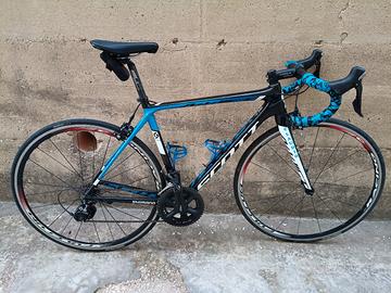 bici da corsa scott 