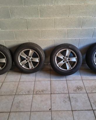 4 pneumatici invernali + cerchi Hankook 195/65/15